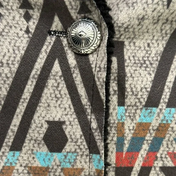 Lucky & Blessed Aztec Sherpa Jacket size Medium - Picture 11 of 16